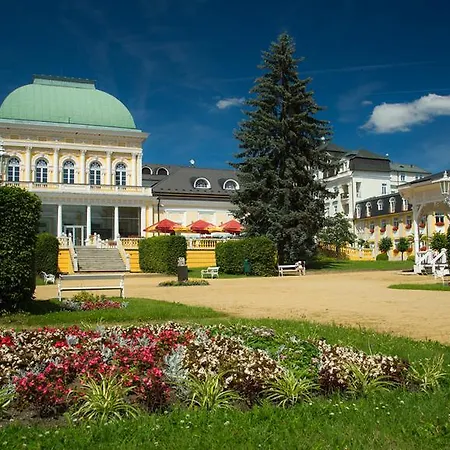 Apartman U Divadla Apartamento Františkovy Lázně